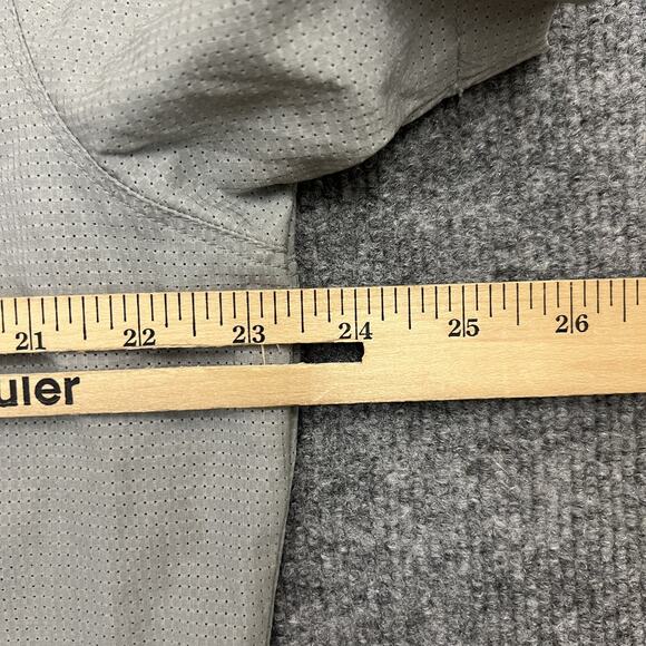 Kuhl Shirt Mens Large Gray Short Sleeve Button Up Hiking Outdoor Polyester - Picture 8 of 9